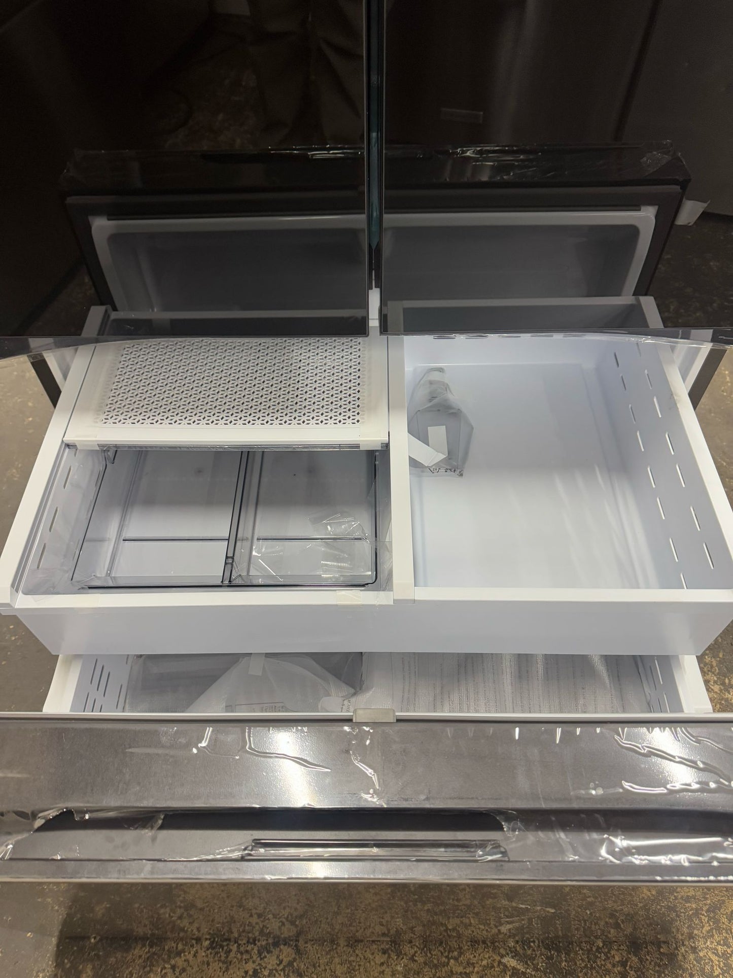Bespoke 30 cu. ft. 3-Door French Door Smart Refrigerator with Beverage Center in Stainless Steel, Standard Depth