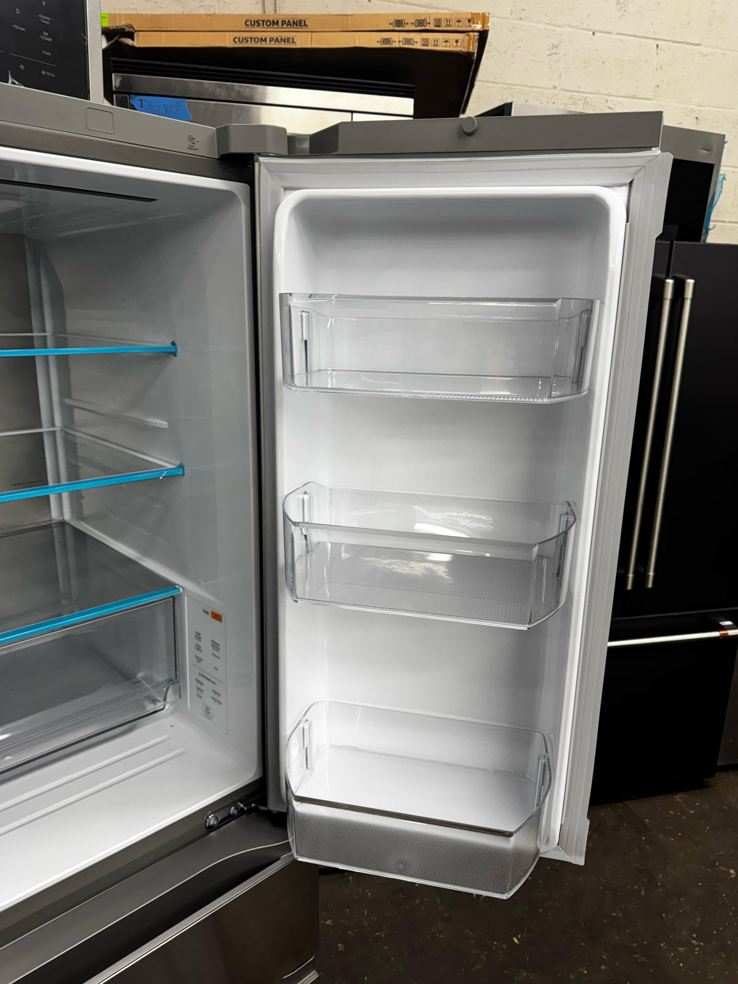 29 cu. ft. Smart Standard-Depth MAX 4-Door French Door Refrigerator with Full-Convert Drawer