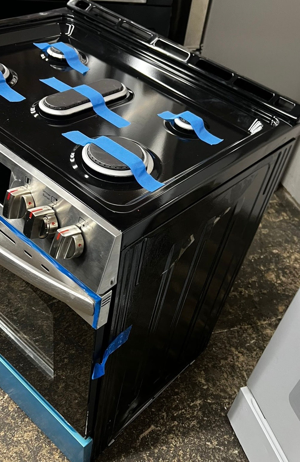 Frigidaire 30" Gas Range with Steam Clean
FCFG3062AS