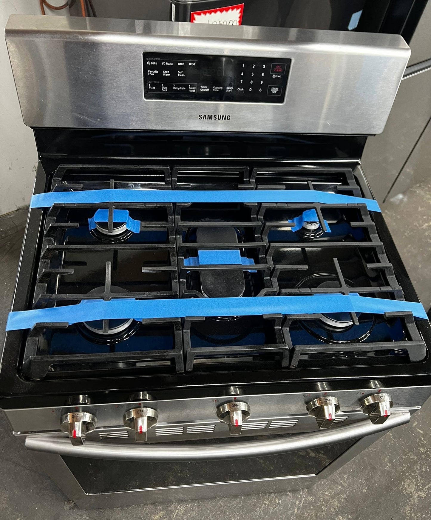 5.8 cu. ft. Freestanding Gas Range with Convection in Stainless Steel NX58R5601SS
