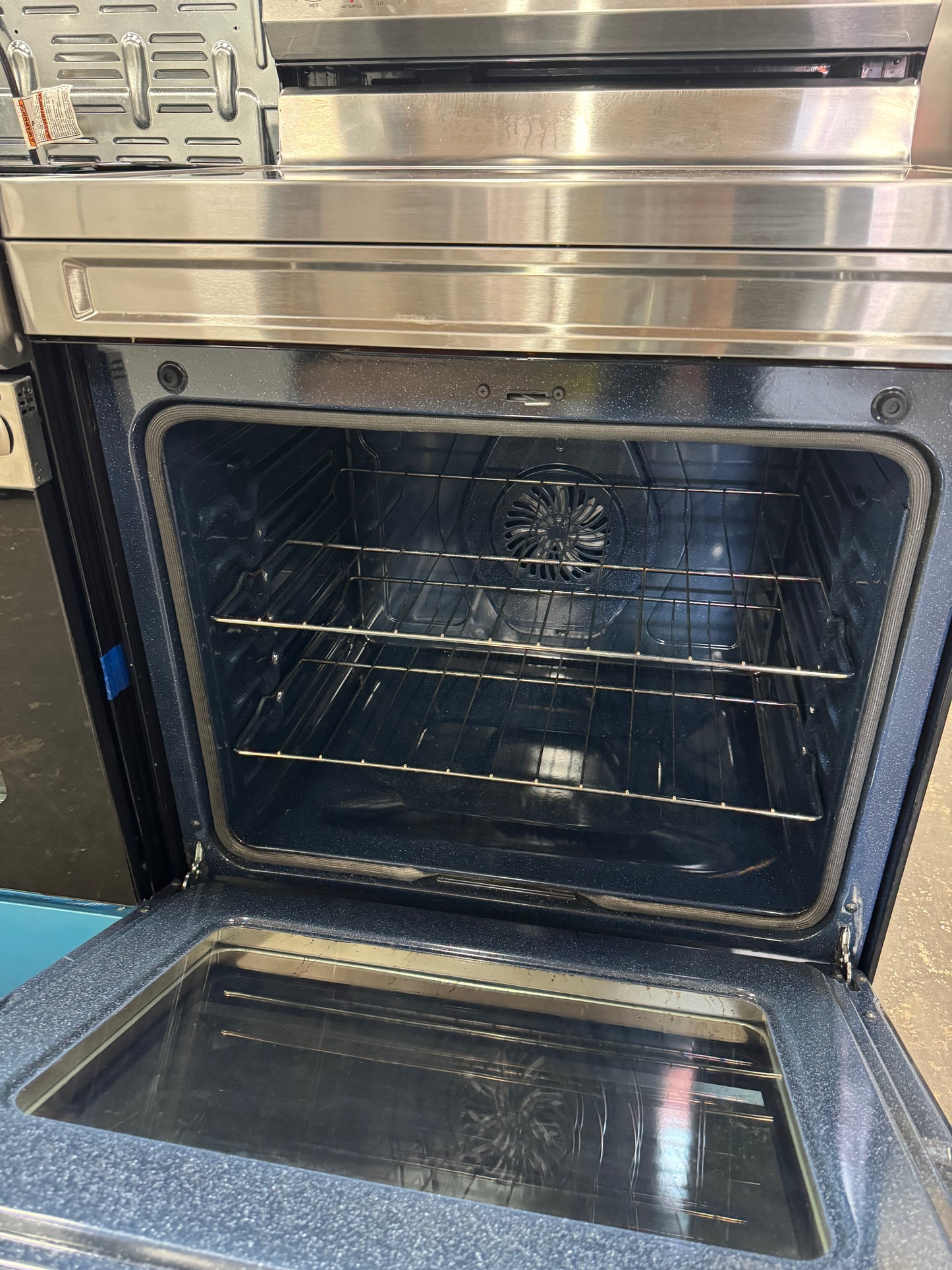 Refurbished Samsung 30in Electric Stove With Air Fryer and Convection Oven