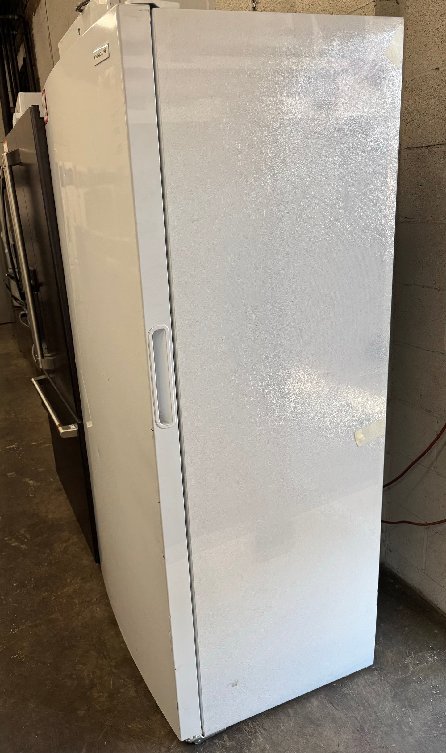 32.6 in. 20 cu. Ft. Frost Free Defrost, Garage Ready Upright Freezer in White, ENERGY STAR