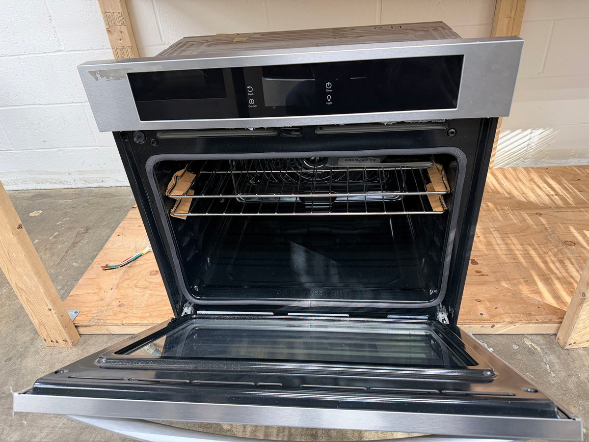 Frigidaire 5.3 Cu. Ft. Single Electric Wall Oven FCWS302LAFB