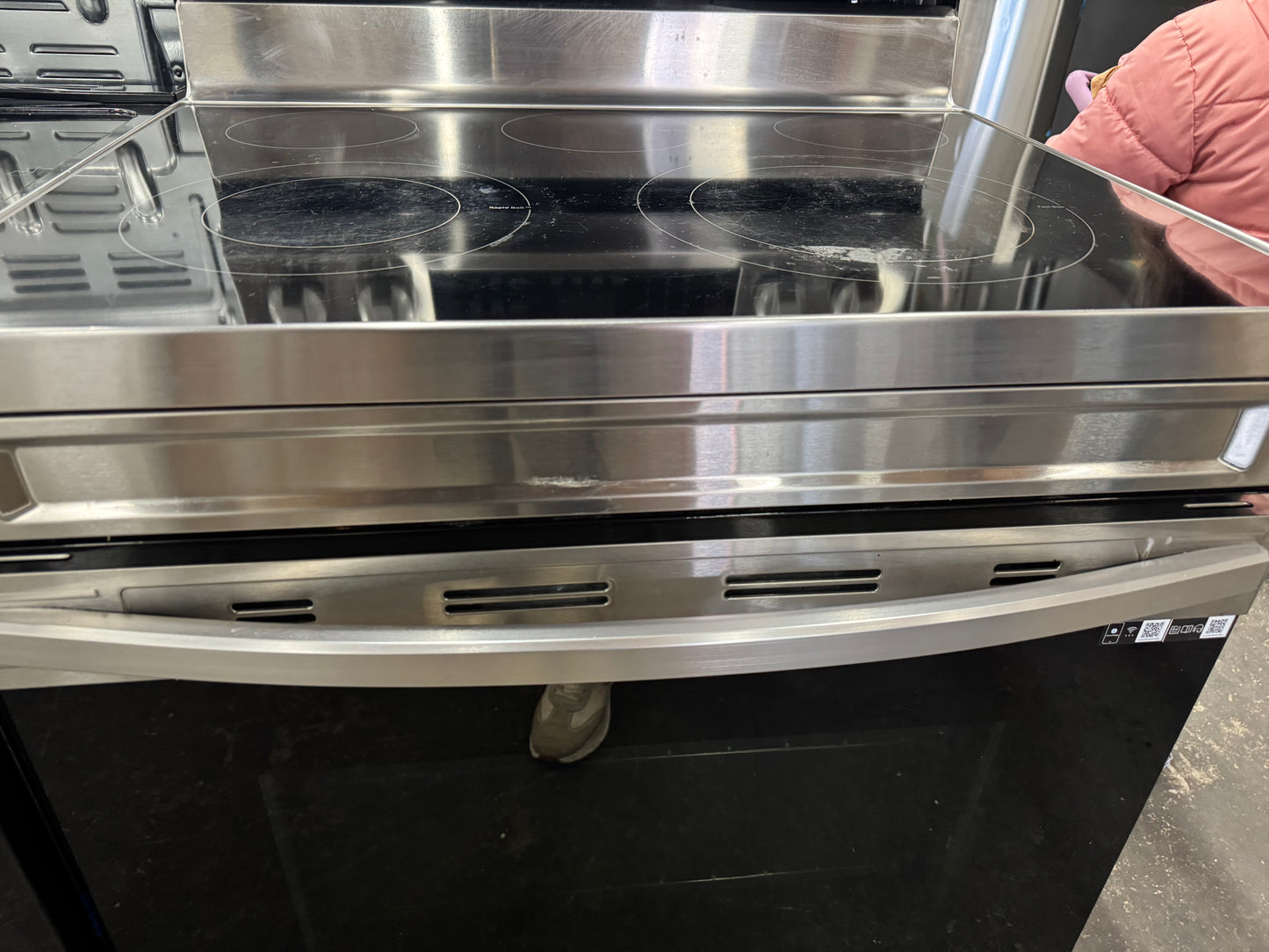 Refurbished Samsung 30in Electric Stove With Air Fryer and Convection Oven