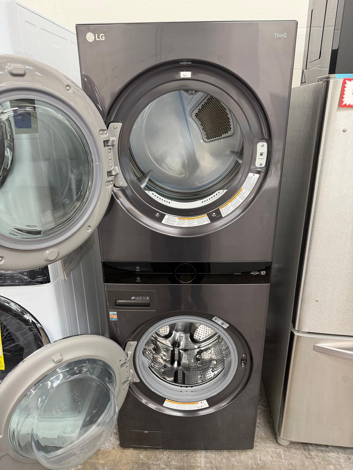 LG WKEX200HBA WashTower™ Electric Washer & Dryer