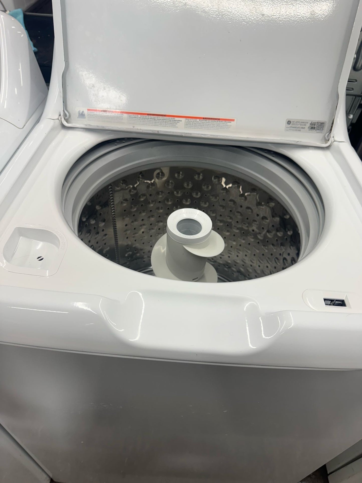 GE Washer and Electric Dryer Set