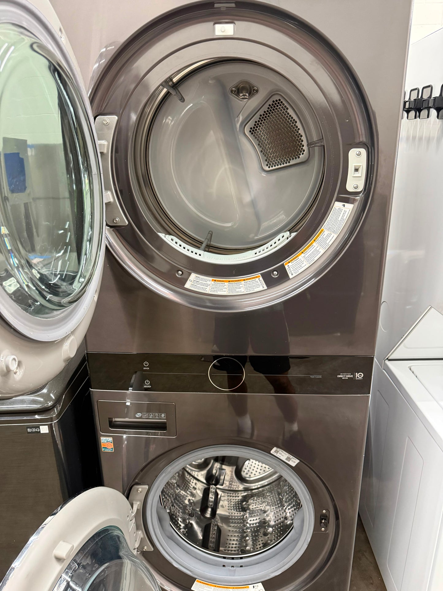 LG - 5.0 Cu. Ft. HE Smart Front Load Washer and 7.8 Cu. Ft. Electric Dryer WashTower with Steam and Ventless Heat Pump Tech - Black Steel