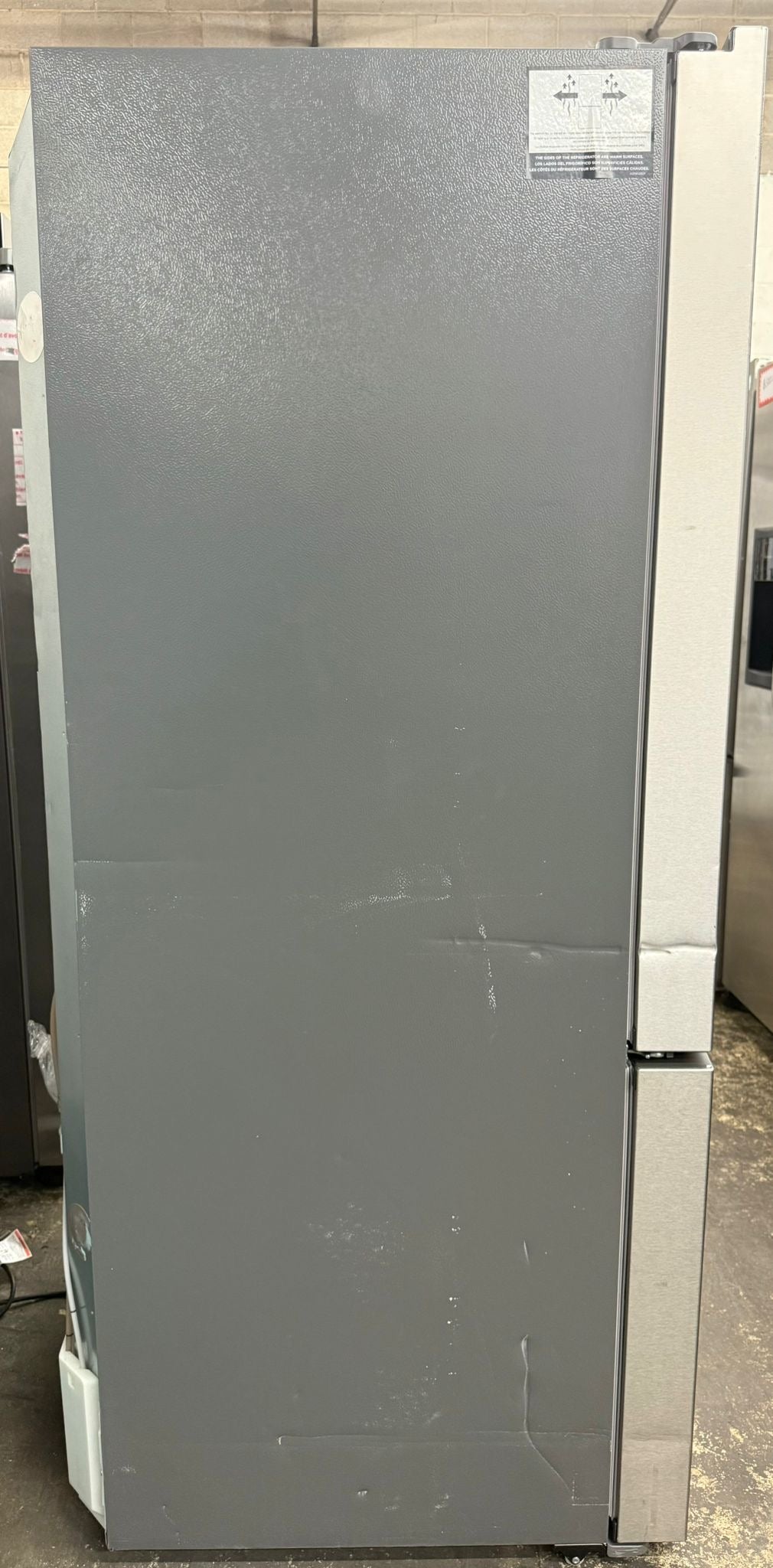 30 Inch Frigidaire Gallery Freestanding Bottom Freezer Refrigerator with 20.32 Cu. Ft