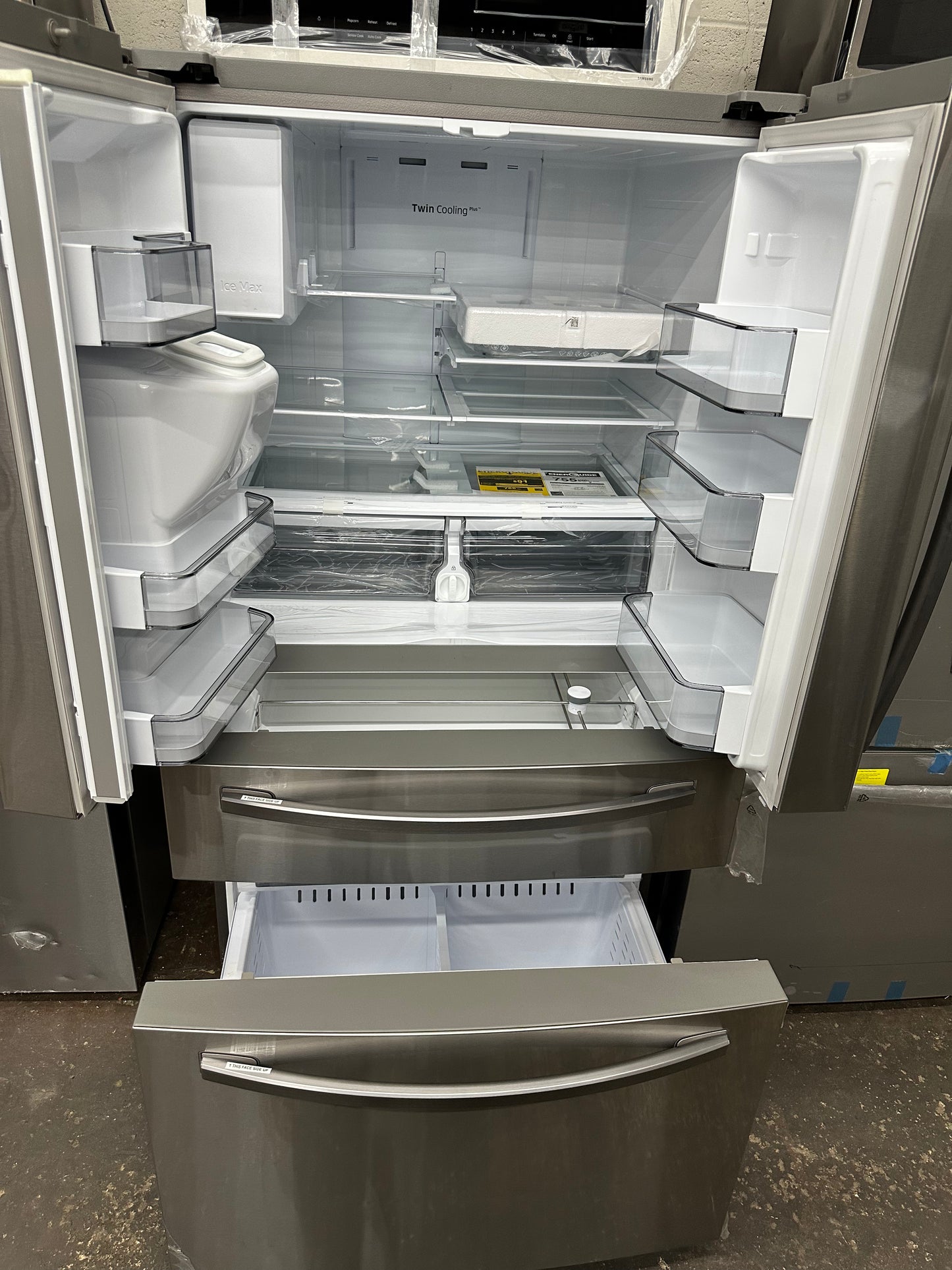 NEW SAMSUNG STAINLESS STEEL 4 DOOR
