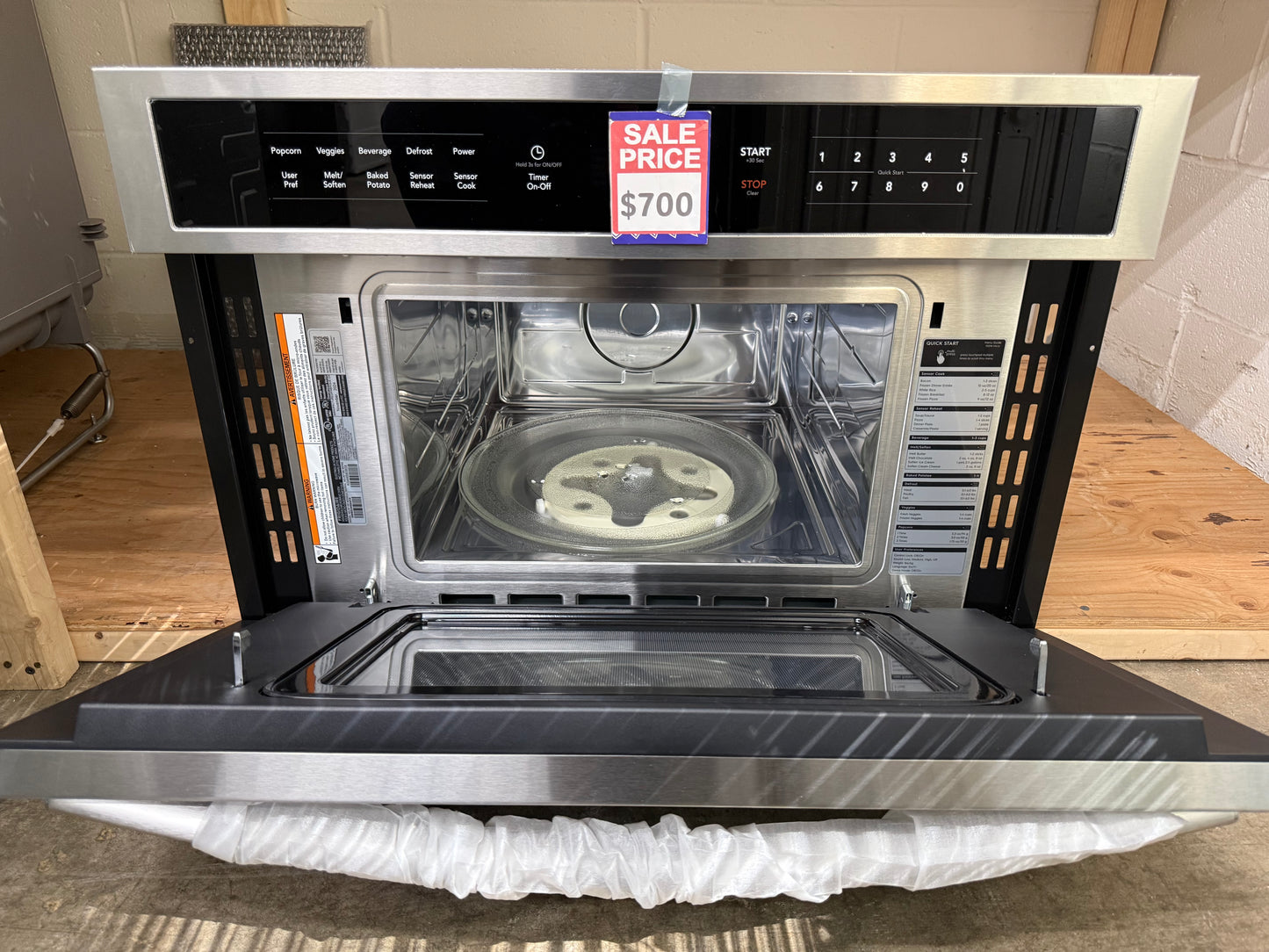 Frigidaire Gallery GMBD3068AFA 30” Built-In Microwave