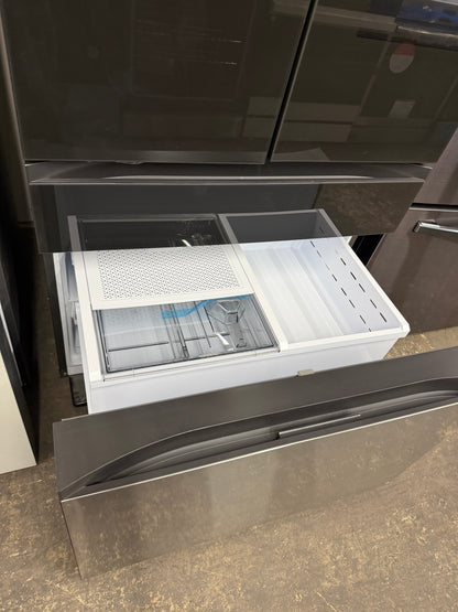 Bespoke smart hub refrigerator New 36” wide