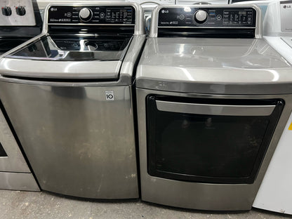 Lg Washer top load and Electric Dryer Set
