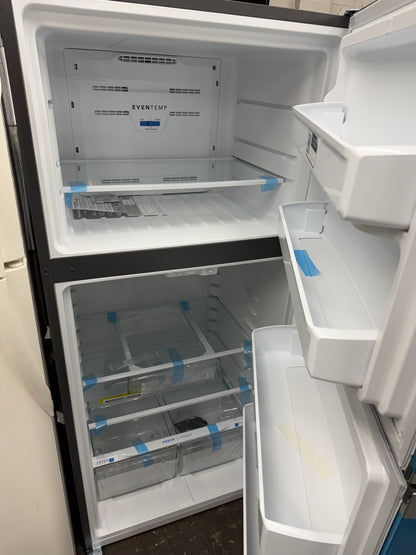 Frigidaire top frezzer bottom refrigerator new 30”