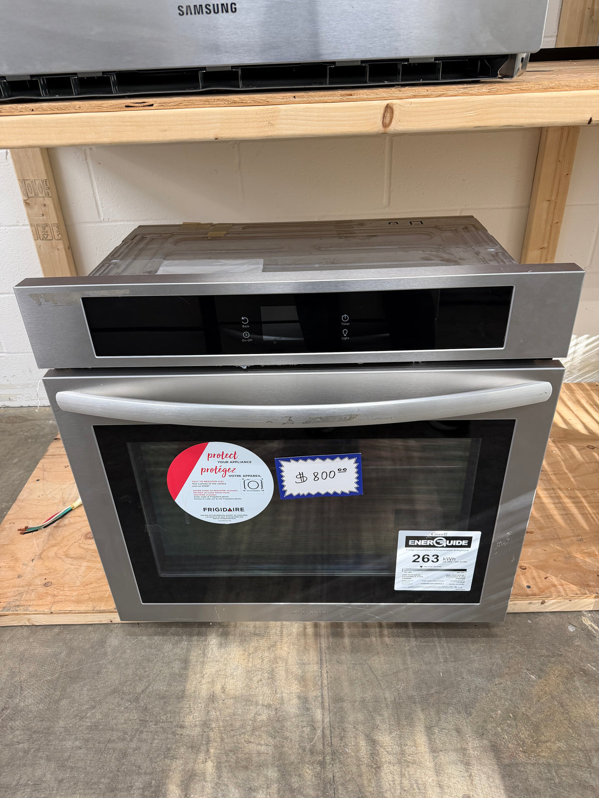 Frigidaire 5.3 Cu. Ft. Single Electric Wall Oven FCWS302LAFB