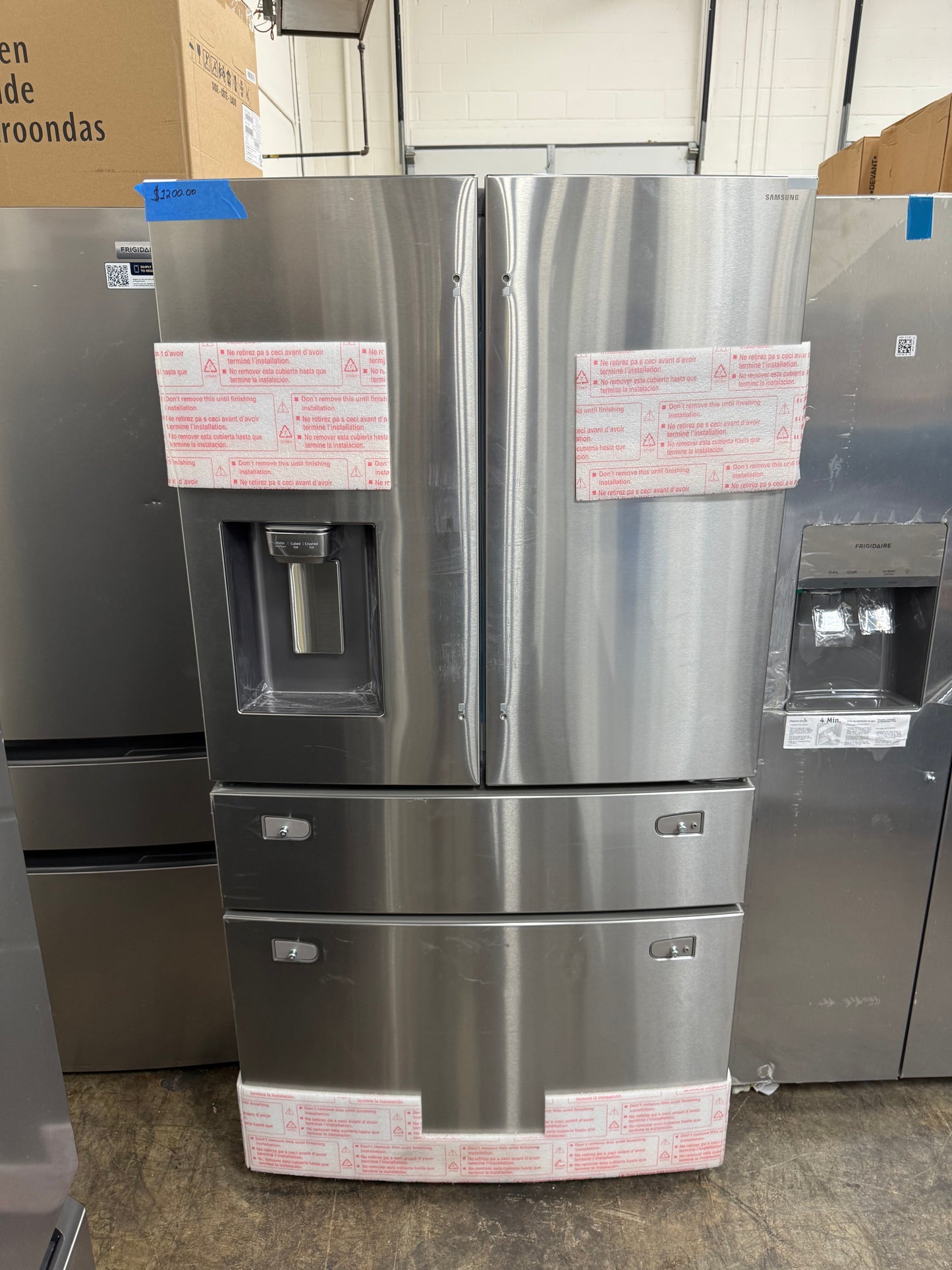 Samsung RF28R7201SR 28 Cu. Ft. 4-Door French Door Refrigerator