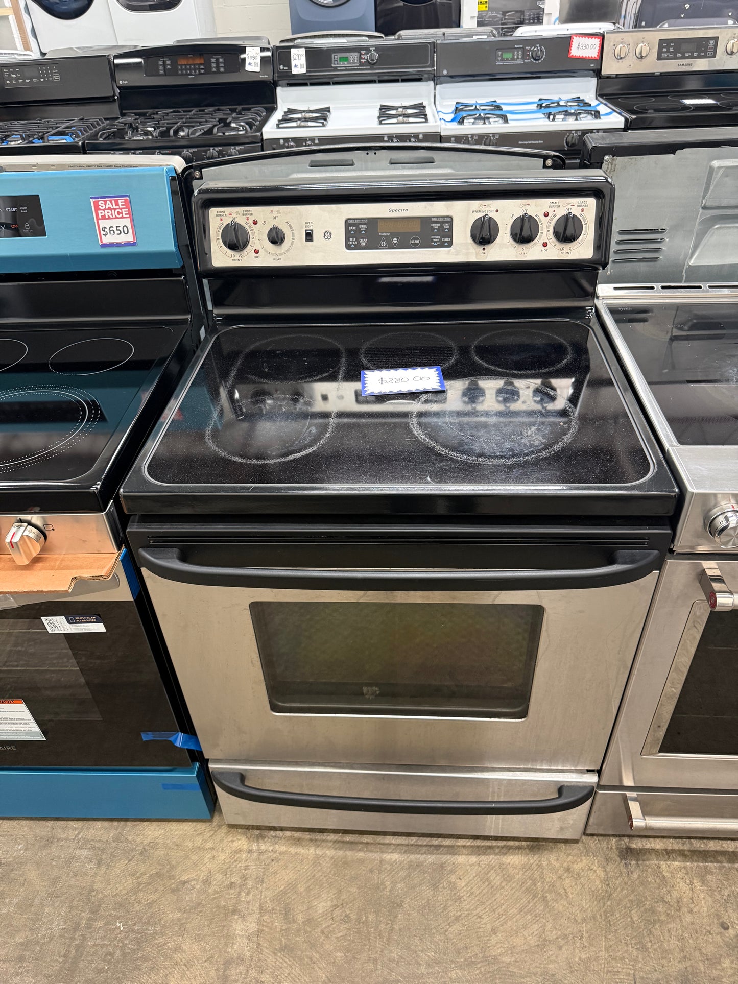 GE JBP82S0F2SS 30” Electric Range – Stainless Steel