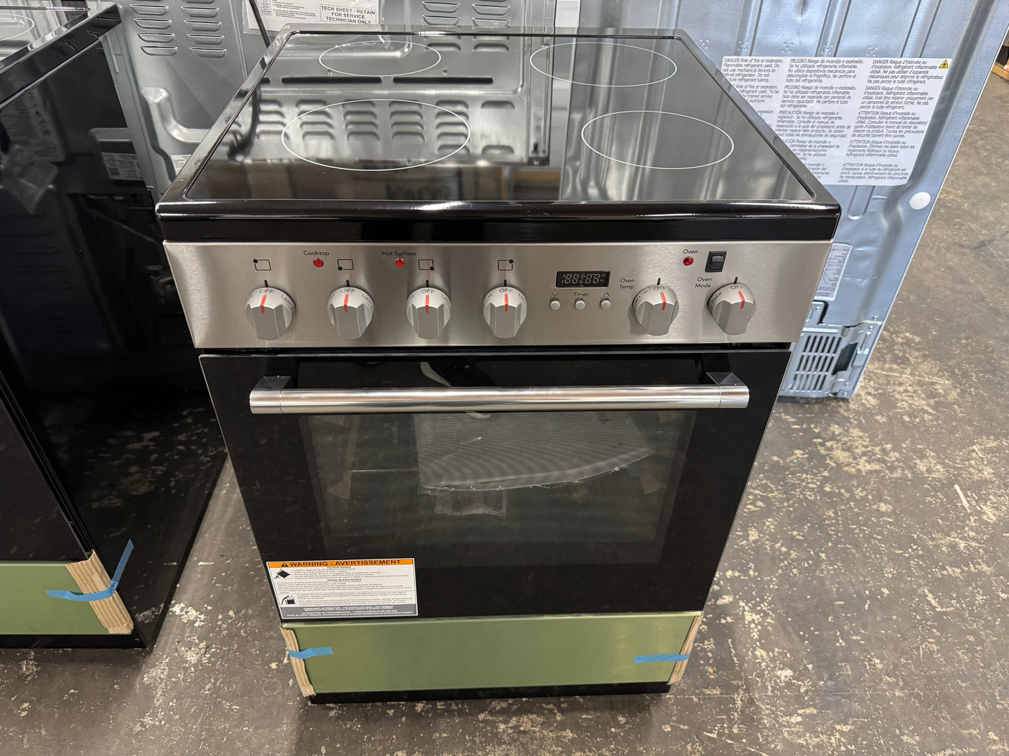 24in Freestanding Electric Stove