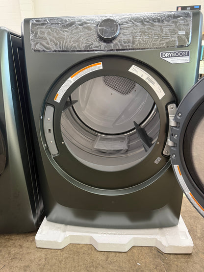 Electrolux 700 Series ELFW7736AA & ELFE7738AA1 Washer & Dryer Set