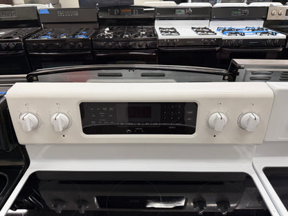 KitchenAid KERS202BWH0 Used 30” Freestanding Electric Convection Range