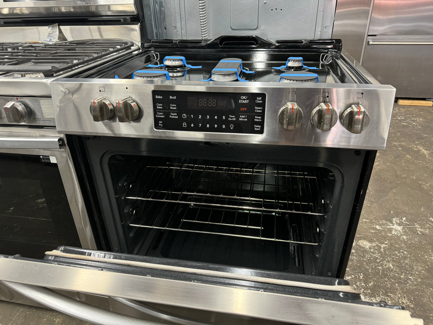 Frigidaire Gallery 30in Gas Stove