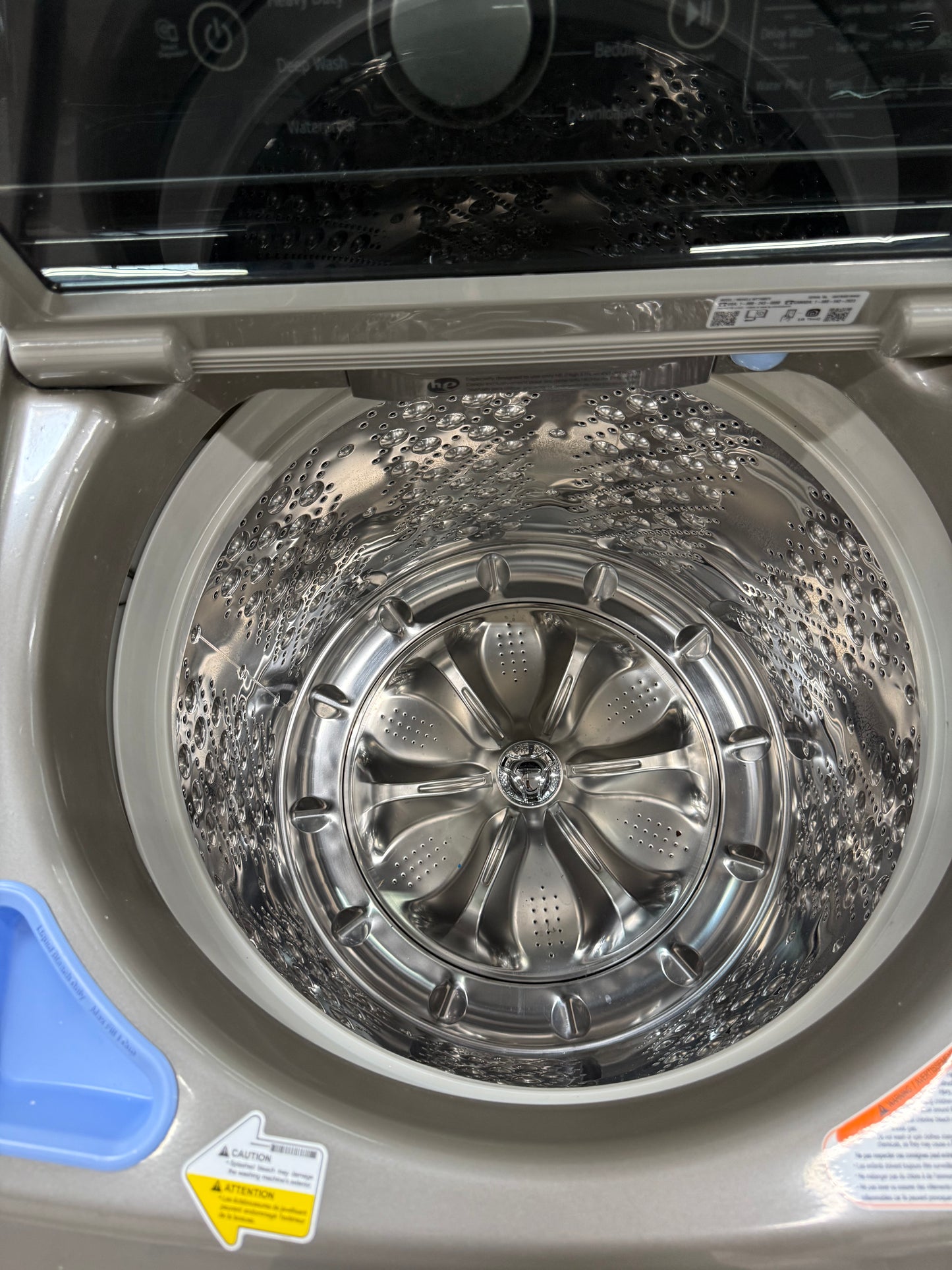 LG WT7400CV / DLEX5680V Washer & Electric Dryer Set – 5.5 Cu. Ft. / 7.4 Cu. Ft.