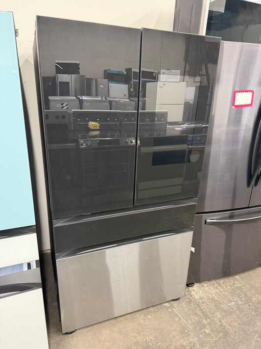 Bespoke smart hub refrigerator New 36” wide