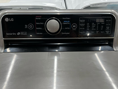 Lg Washer top load and Electric Dryer Set