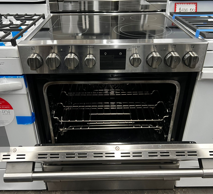 Frigidaire Professional Series  PCFE3080AF
30 Inch Slide-In Electric Range with 5 Elements, 6.2 cu. ft. Total Convection Oven, Air Fry, Storage Drawer