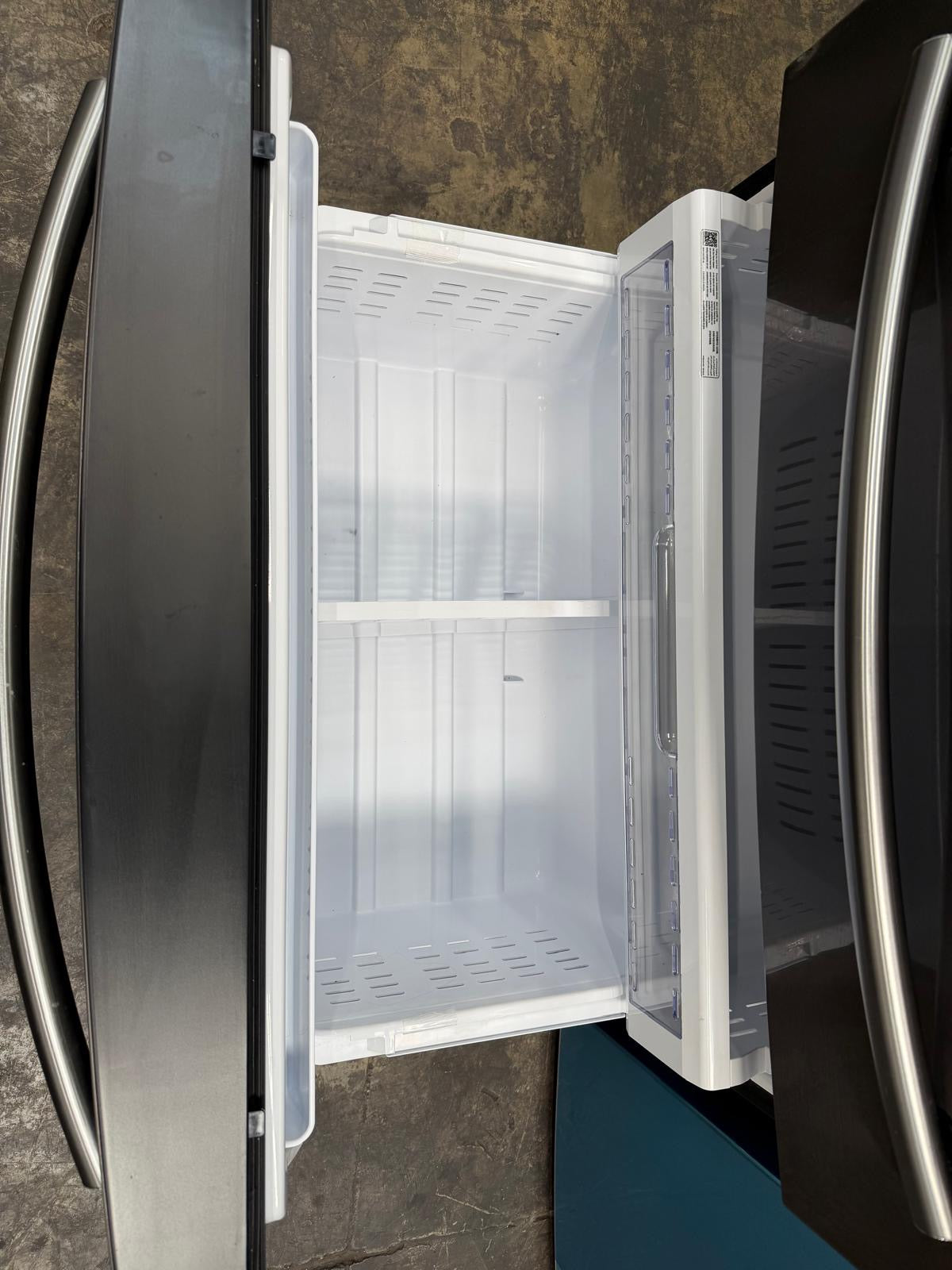 Samsung RF28JBEDBSG 28 Cu. Ft. French Door Refrigerator