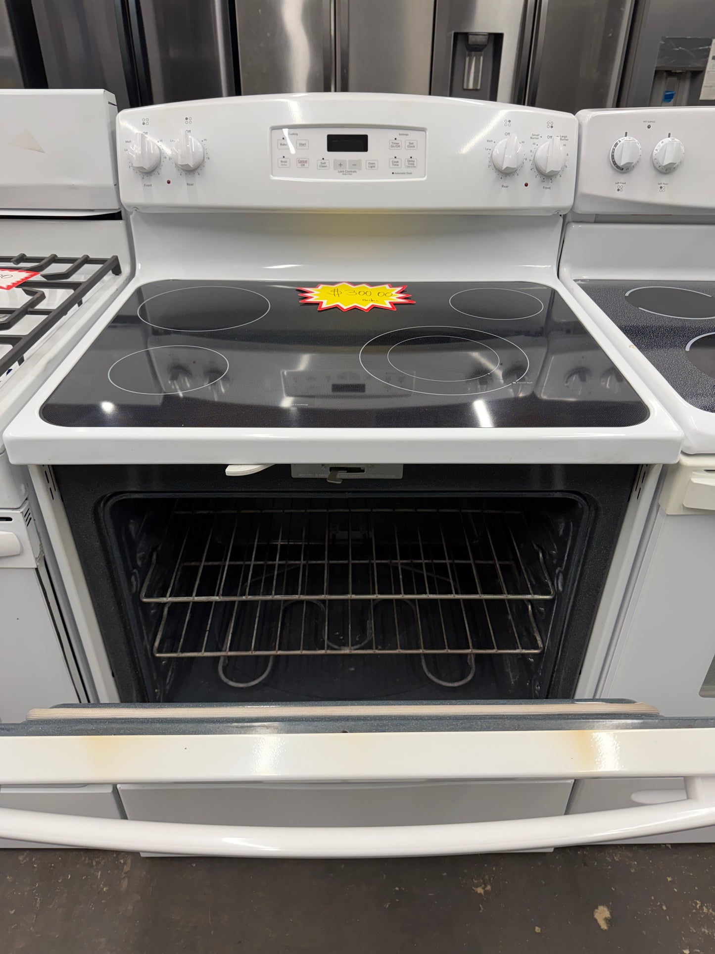 Ge electric stove white