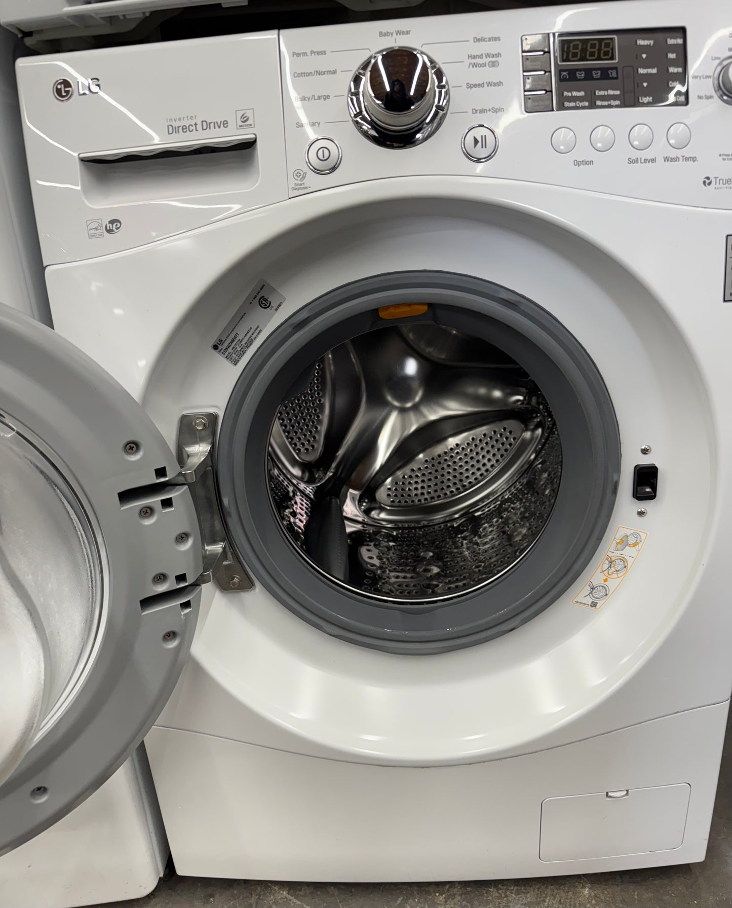 LG 24in Washer and Dryer Set