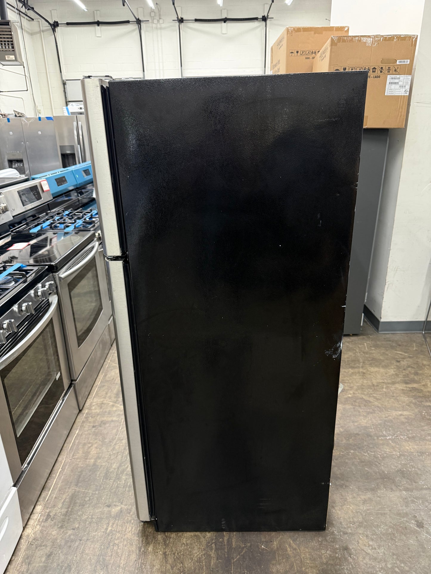 Frigidaire LFTR1821TFA 18 Cu. Ft. Top Freezer Refrigerator
