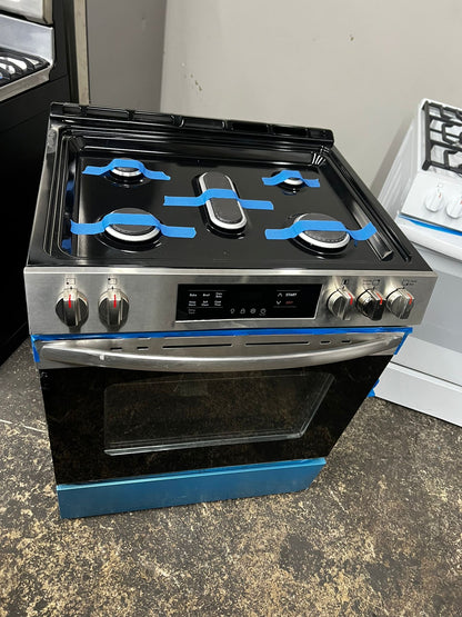 Frigidaire 30" Gas Range with Steam Clean
FCFG3062AS