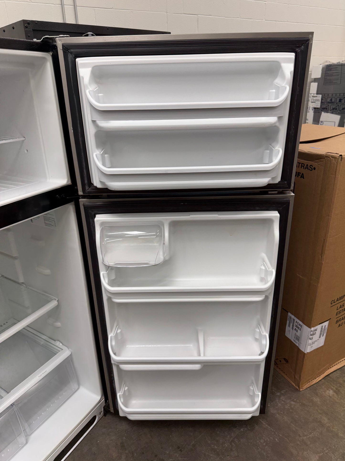 Frigidaire LFTR1821TFA 18 Cu. Ft. Top Freezer Refrigerator