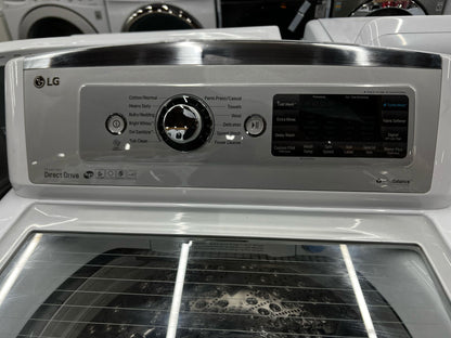 Lg Washer and gas dryer set