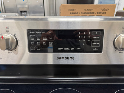 Samsung NE595R0ABSR 30” Freestanding Electric Convection Range – Stainless Steel
