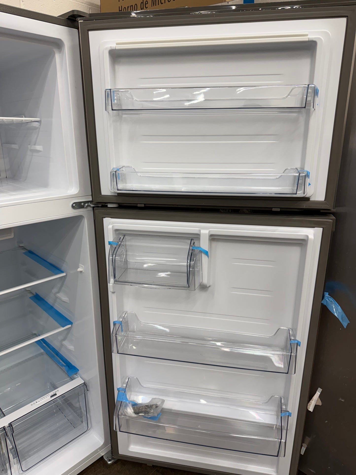 Kenmore 30 in. 18.1 cu. ft. Top Freezer Refrigerator in Stainless Look w/ E-Star, Adjustable Glass Shelves, Garage-Ready Design - Brand New Scratch and dent