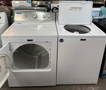 Maytag Washer Top Load and Electric Dryer Front load Set