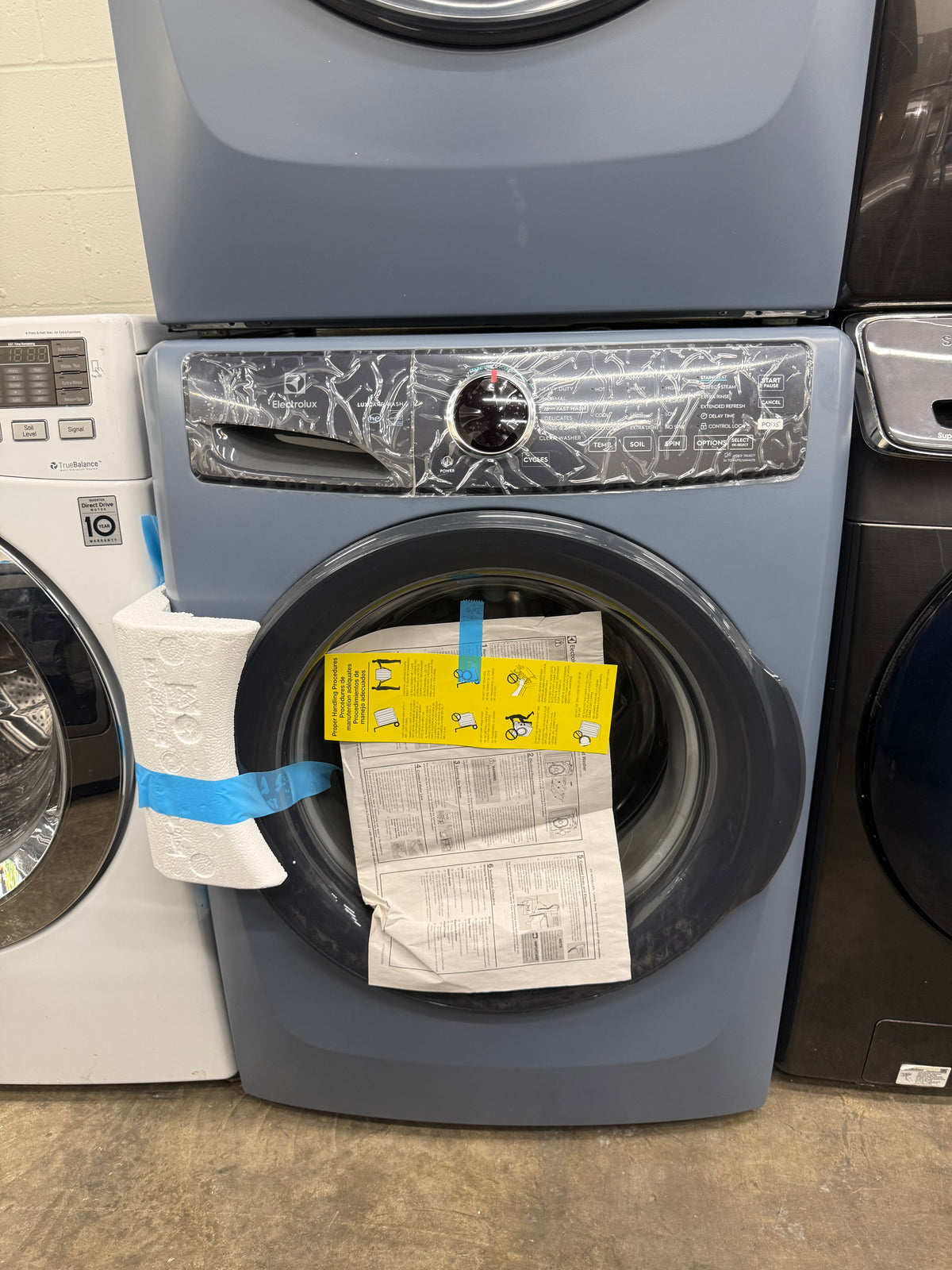 Electrolux 400 Series ELFW7437AD1 & ELFE7437ADO Washer & Dryer Set