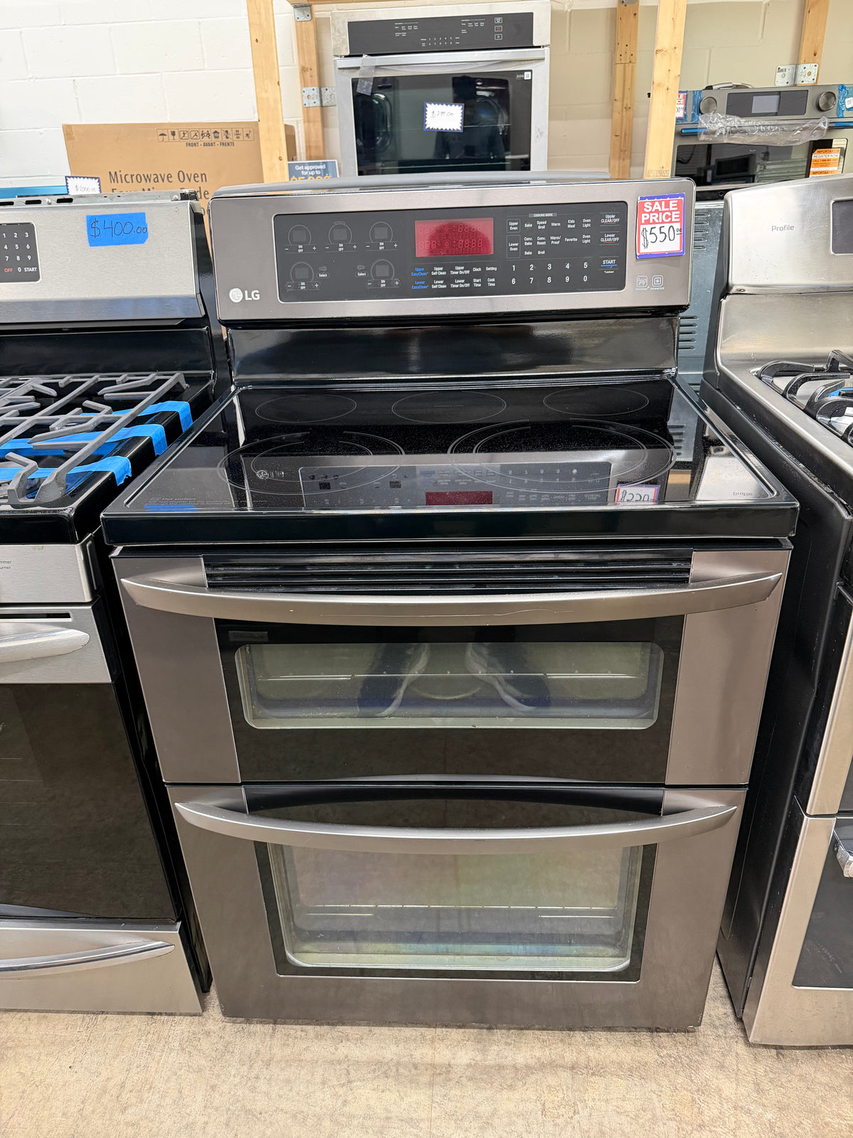 LG LDE3037BD/00 Used 30” Freestanding Electric Double Oven Range