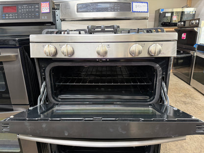 GE Profile PGB950SEF3SS Used 30” Freestanding Gas Double Oven Range