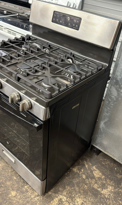 GE 30-in 5 burners 5-cu ft Freestanding Natural Gas Range ( Stainless steel )#JGBS66REKSS