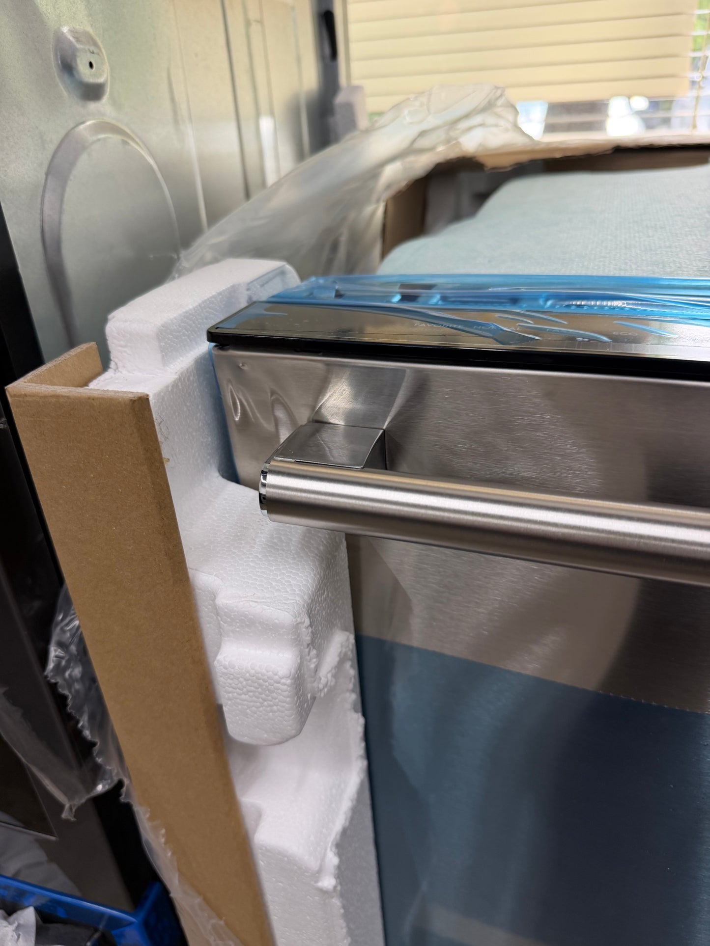 Electrolux 24" Fully Integrated Dishwasher EDSH4944BS